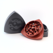 4-part-Grinder, Steelblue/Red, Moon
