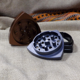 4-part-Grinder, Bronze/Steelblue/Black