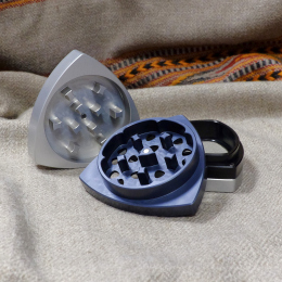 4-part-Grinder, Silvergrey/Steelblue/Black/Silvergrey